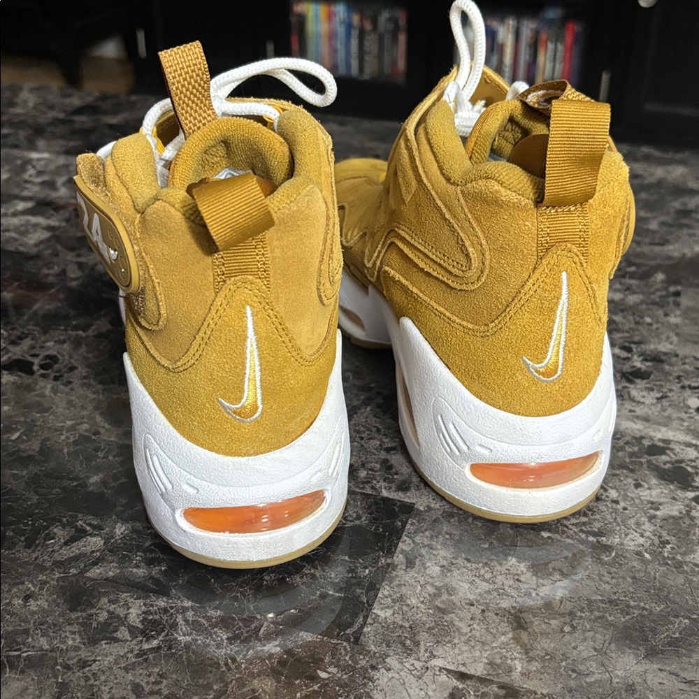 Nike Kids Mustard and White Sneakers - Picture 4 of 6